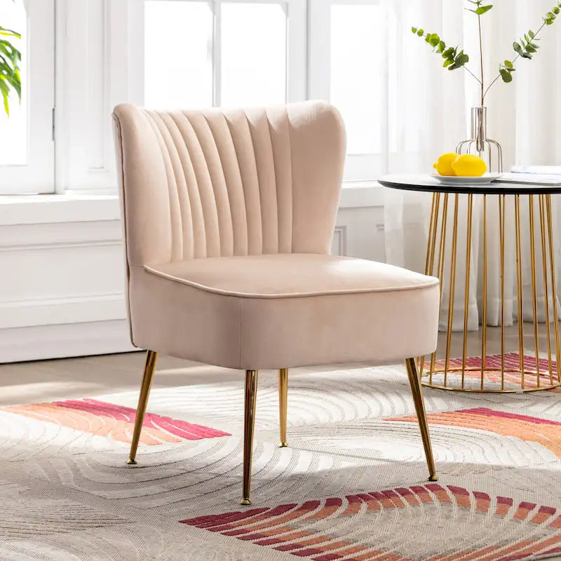 Fauteuil d'appoint capitonné en velours avec pieds dorés