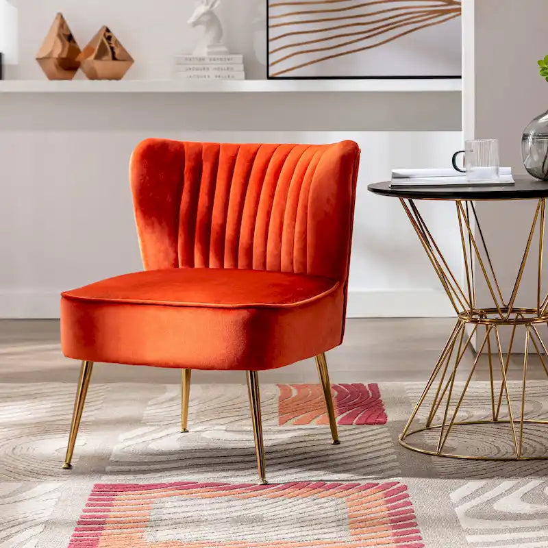 Fauteuil d'appoint capitonné en velours avec pieds dorés